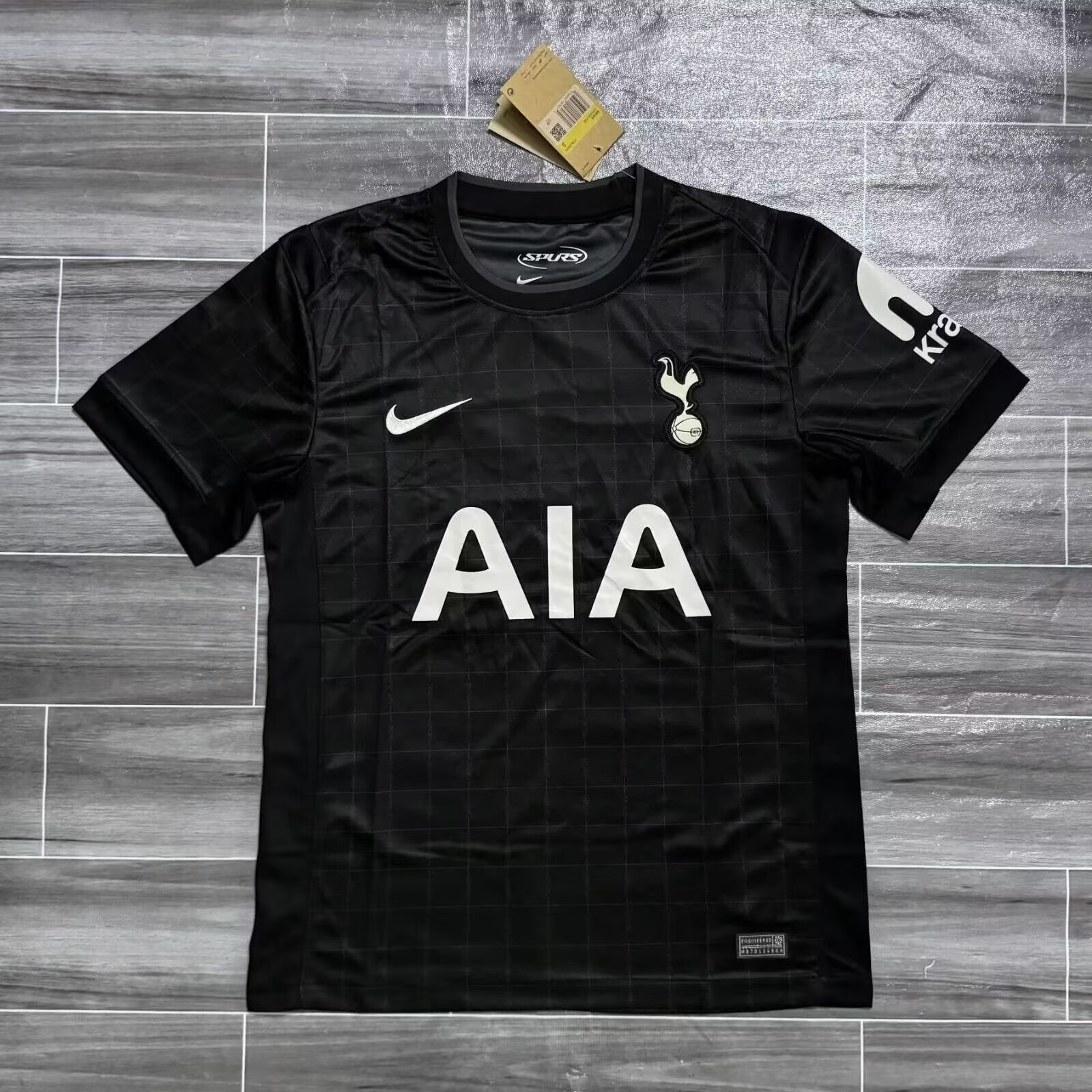 Men's Tottenham Hotspur 2025 26 Soccer Jersey