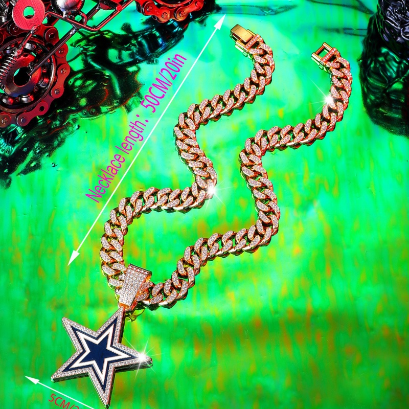 Cowboys Pendant and Necklace Gold