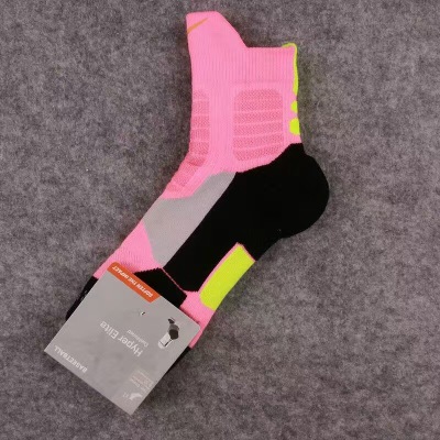 Nike Hyper Elite Basketball Crew Socks-14