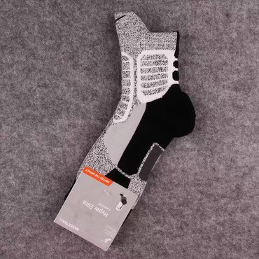 Nike Hyper Elite Basketball Crew Socks-1