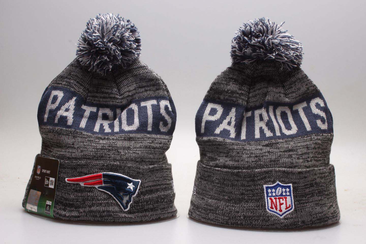 Patriots Fresh Logo Gray Wordmark Cuffed Pom Knit Hat YP