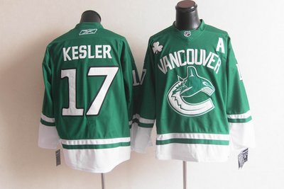 ST PARTYS DAY Vancouver Canucks 17 KESLER green